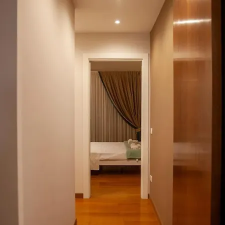 Lägenhet Roma, Gemelli Casa Eleganza, Modernista